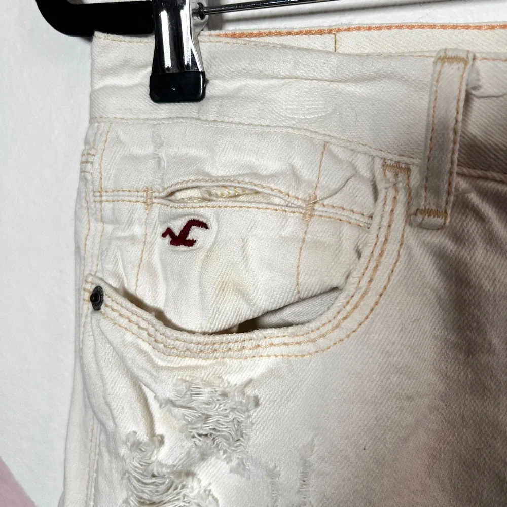 Vintage‎ Y2K Hollister White Denim Distressed Denim Shorts Size 9